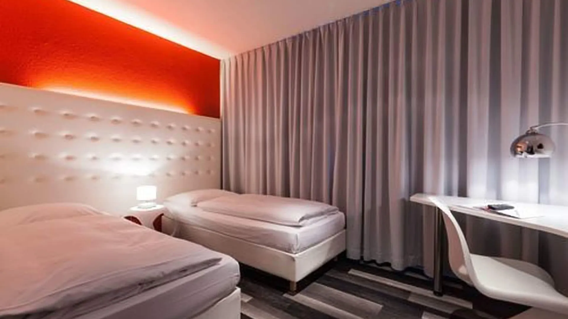 *** Ξενοδοχείο Cityhotel Monopol Αμβούργο Γερμανία